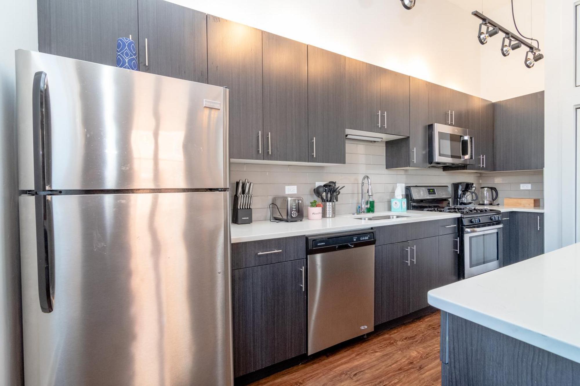 Mccormick Place 3Br-2Ba With Optional Parking - Sleeps 8 Chicago Exterior photo